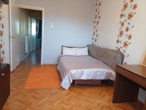 8.Mai-16 Magamistuba roduga 2